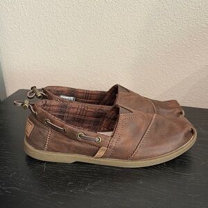 Bobs from Skechers Brown Loafers Slip-On Comfort size 5.5